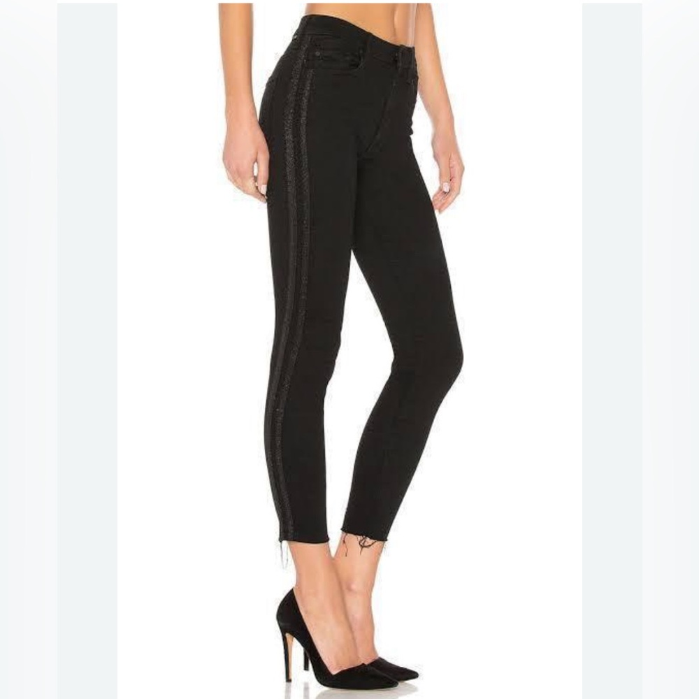 Mother The Looker Ankle Fray in Guilty Party Racer Black Skinny Jeans Size: 25